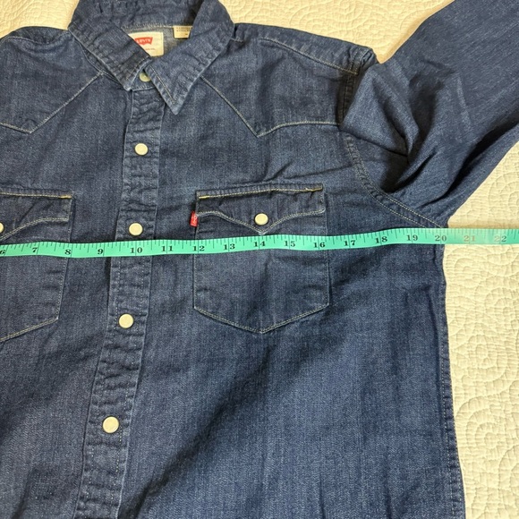 Levi's Blue Casual Button Down Shirt Classic Western Style - Picture 9 of 9